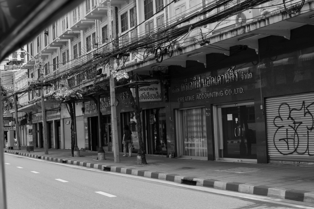 This image has an empty alt attribute; its file name is dsc_0429-2-1.jpg